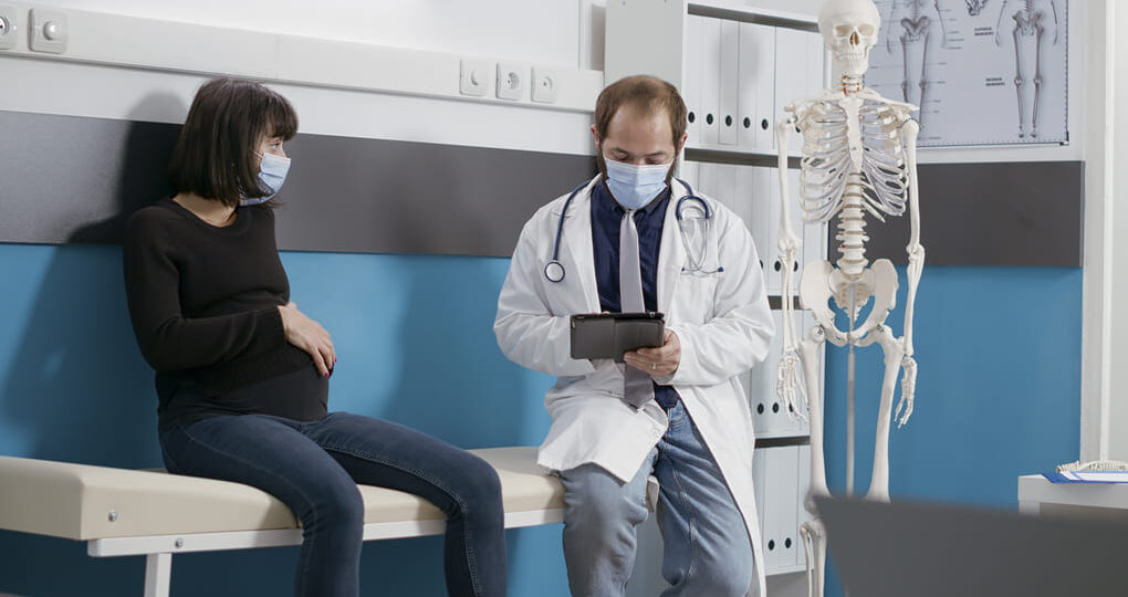 ¿Cómo asegurar un embarazo saludable? Controles prenatales para futuras madres de  Honduras