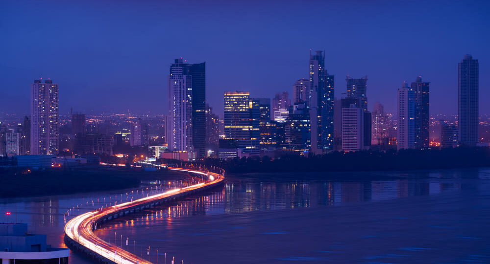 Trámite de placa en Panamá 2025: requisitos, costos y fechas clave